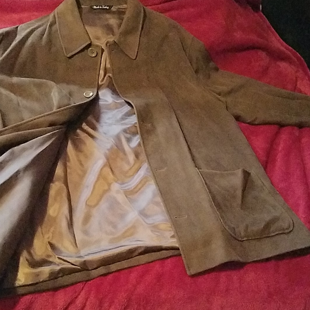 Just like new Mens XL lightweight jacket